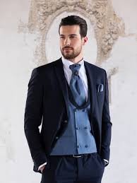 State per sposarvi e siete in cerca delle nuove proposte per quanto lo sposo.un abito da sogno anche per lui. Musani Milano Couture Abiti E Vestiti Da Cerimonia Donna E Uomo