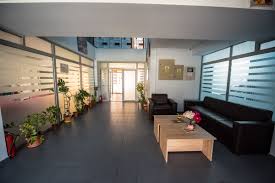 Totodată, cât timp îngrijesc persoana cu handicap, însoţitorii. Centrul De Abilitare È™i Reabilitare Pentru Persoanele Adulte Cu DizabilitÄƒÈ›i Uverturii DirecÅ£ia GeneralÄƒ De AsistenÅ£Äƒ SocialÄƒ Si ProtecÅ£ia Copilului Sector 6 Bucuresti