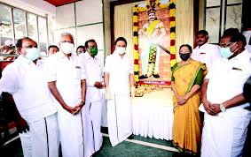 Stalin is the third son of 2nd chief minister of tamil nadu and dmk chief m. Tn Assembly Polls Dmk Woos College Students With Education Loan Waiver Navjeevan Express