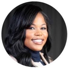 Akilah Williams's Instagram, Twitter & Facebook