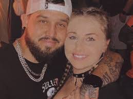 Brittany Leach's Instagram, Twitter & Facebook