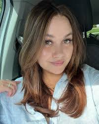 Allison Tanner's Instagram, Twitter & Facebook