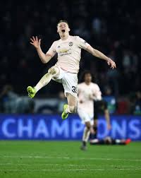 Mf (dm, right) ▪ footed: Scott Mctominay Photostream Manchester United Scott Football Ball