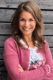 This will give you control to automate the data manipulation. Claudia Pupeter Moderiert Neues Dating Format Im Br Fernsehen Rita Reinkens