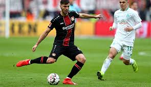 On je prošao lekarske preglede i staviće potpis na trogodišnji ugovor. Aleksandar Dragovic Von Bayer Leverkusen Spricht Uber Wechselgedanken