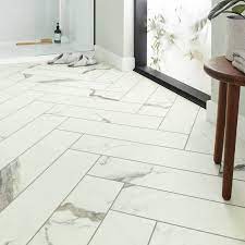 Serenbe™ flooring is both elegant and eclectic, familiar yet surprising, comfortable but daring. Natural Marble Effect Vinyl Floor Tiles Karndean Usa