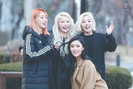 Mbc Show Music Core Mini Fan Meeting 180310 C Right 4 You Do Not Edit Or Remove The Logo Mamamoo Kpop Mamamoo Korean Girl Groups