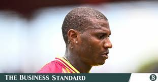 Devon Thomas's Instagram, Twitter & Facebook