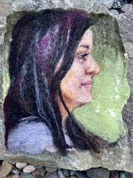 My latest needle felted Boston Terrier memorial commission. 🖤🤍 He  measures 9 inches long from the back toes to the tip of his front paws.