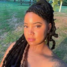 Lauren Hester (hesterical_lo)