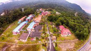 Smk agama matang ditubuhkan pada tahun 1985 di gedong, simunjan dengan nama smk agama gedong. Samaku Sejarah