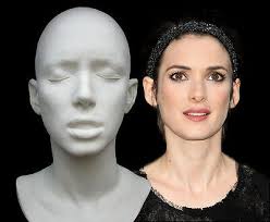 He was an introverted person whose outlet was the arts. Winona Ryder Life Mask Dracula Edward Scissorhands Beetlejuice Alien 4 Eur 125 30 Picclick Fr