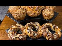 البريوش المورق بمكونات في المتناول والطريقة رووووعة Brioche Feuilletee Super Simple Youtube Food Bagel Bread