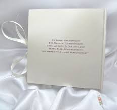 Auf dieser seite finden sie zur goldenen hochzeit passende zitate mit dem namen des verfassers. Www My Own Story De Gastebuch Zur Goldhochzeit Goldene Hochzeit In Creme Und Gold Mit Herzen Rosen Ornamente Gold Floral