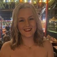 Holly Masterson's Instagram, Twitter & Facebook