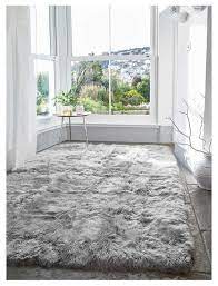 Luxurious Xl Sheepskin Rug Lt Grey Grey Rugs In Bedroom Luxurious Xl Sheepskin Rug Lt Grey Grey Bedroom Rug Rugs In Living Room Fluffy Rugs Bedroom
