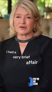 I could listen to Barbara Walters recite Nicki Minaj lyrics all day 🤣 Here  she asks Mariah Carey about her beef with Nicki Minaj that started when  they judged American Idol together. #