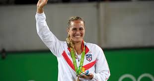 The gold winner got approx. Hbgicunqmrj94m