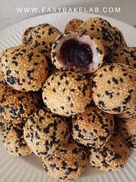 Resepi terdiri dari biskut nestum rangup, biskut semperit, biskut florentine, biskut cornflakes rangup, biskut makmur, cornflakes coklat. Biskut Kuih Easy Bake Lab