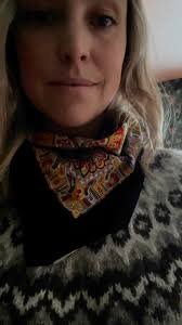 Här står jag i vår lilla barack, a.k.a nya receptionen, och har strålande  nyheter! Igår hörde två Umeåbor av sig till mig och bokade två st 6-bädds  stugor en weekend torsdag-söndag helgen vecka 7. De ...