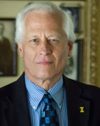 Kent Simmons's Instagram, Twitter & Facebook