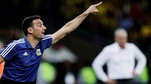 A pesar de estar varios meses inactivos por una lesión y por ser contacto estrecho de covid, el argentino no perdió la confianza de scaloni y fue titular en las eliminatorias contra colombia. Bombazo De Scaloni El Sorpresivo Jugador De River Que Esta Por Ser Llamado A La Seleccion Argentina Deportes El Intransigente