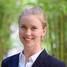 Allison Squires's Instagram, Twitter & Facebook