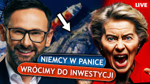 Brawo! 👏👏👏 Kibice Legii Warszawa sprzeciwiają się usuwaniu krzyży ze  stołecznych urzędów.