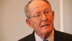 Alexander defends NAFTA, warns against tariffs, in Murfreesboro event