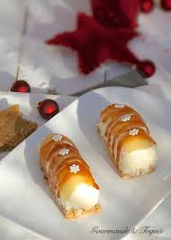 Gourmande Toquee Buche A La Mousse De Poires Fond De Sable Au Speculos Coulis De Caramel Dessert Noel Facile Recette De Noel Facile Recette Dessert Noel