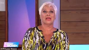 Denise welch is worried about our collective mental health. Denise Welch Breaks Down In Tears As She Reveals Her Son Louis Has Left Home For The First Time Aktuelle Boulevard Nachrichten Und Fotogalerien Zu Stars Sternchen