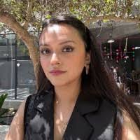 Andrea Suazo's Instagram, Twitter & Facebook