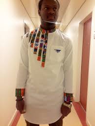 Pinterest helps you find inspiration to create a life you love. Tunique Homme Longue Avec Touche De Wax Par Marellefashiondesign Pour Afrikrea Https Www Afri African Shirts For Men African Shirts African Clothing For Men