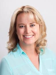 Laura Romig's Instagram, Twitter & Facebook