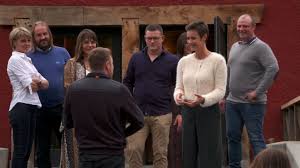 L'amour est dans le pré, parfois abrégé adp a, est une émission de télévision française de téléréalité diffusée en france, sur m6, depuis le 8 septembre 2005.elle est présentée d'abord par véronique mounier et alessandra sublet, puis par karine le marchand depuis la cinquième saison. Rtl Tvi Devoile Les Photos De La Derniere Soiree Haute En Couleur De L Amour Est Dans Le Pre Photos Soirmag