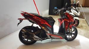 Berbeda dengan vario 125, motor vario 150 memiliki desain yang polos terkesan sederhana tanpa strip serta memiliki emblem 3d di sayap depan dan di body samping. Krom Berwarna Bikin All New Honda Vario 150 Tampil Mewah Otomotif Liputan6 Com