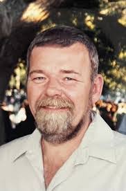 Leslie Sledge's Instagram, Twitter & Facebook