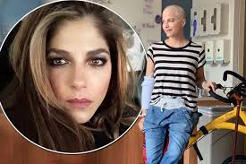 Selma blair beitner is an american actress. Selma Blair Debuts Shaved Head As She Battles Multiple Sclerosis Mirror Online
