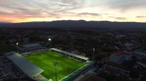 The game will be played in the small estádio joão cardoso stadium, in the city of tondela. Estadio Joao Cardoso Apresentacao 16 17 Youtube