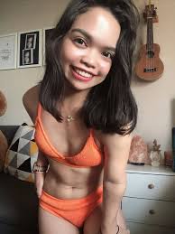 네가 얼마나 놀라워 보이는지 어쩔 수 없어