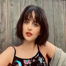 Daniel o'reilly, adam hollick, lucia dimitra xypteras and others. Naya Abou Mousa Birthday Real Name Age Weight Height Family Contact Details Boyfriend S Bio More Notednames