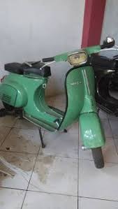 Kasi ops sudin gulkarmat jakarta timur gatot sulaiman mengatakan, pihaknya menerima laporan pada pukul 13.10 wib. Lapak Vespa Klasik Pts100 Jepara Lapak Mobil Dan Motor Bekas Vespa Foto Diri Sendiri