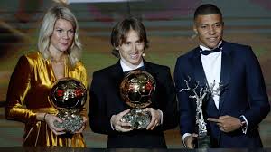 Breaking news headlines about ballon d'or linking to 1,000s of websites from around the world. Vize Weltmeister Luka Modric Erhalt Ballon D Or