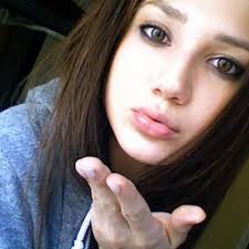 amelia than-aye (@ameliakisses)