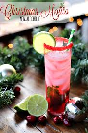 75 Winter Drinks That Ll Help You Stay Warm Feel Comfortable Hike N Dip Christmas Drinks Nonalcoholic Christmas Drinks Alcohol Christmas Drinks