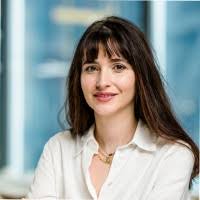 100+ perfiles de «Donika»