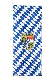 Ontdek de perfecte stockfoto's over bayern flagge en redactionele nieuwsbeelden van getty images kies uit premium bayern flagge van de hoogste kwaliteit. Bayern Mit Wappen Hochformat Flagge 80 X 200 Cm