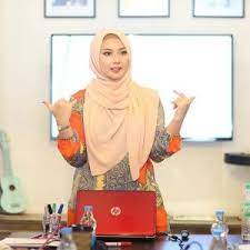 Shop for the world's most popular brands in beauty, electronics, fashion and more at unbeatable prices and free delivery with go shop in malaysia. Biodata Syakirin Husnal Pengacara Go Shop Azhan Co
