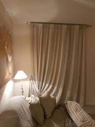 Rivestimento Di Divano E Cuscini Coordinato Con La Tenda Da Interni Tessuti Per Tende Idee Per Decorare La Casa Tende