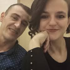 anonimno.Selam zene.Dojim.bebu 8 mjeseci.Toliko sam smrsala,sve mi je  veliko.Pocelo me to psihicki opterecivat.Nalazi uredni,samo eto nece kile  gore.Samo o tome mislim,i opterecujem se.Jel.imate nesto da mi preporucite??